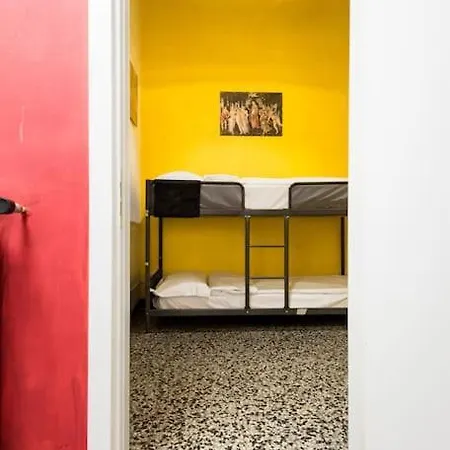 Your Private In Center Of Apartment